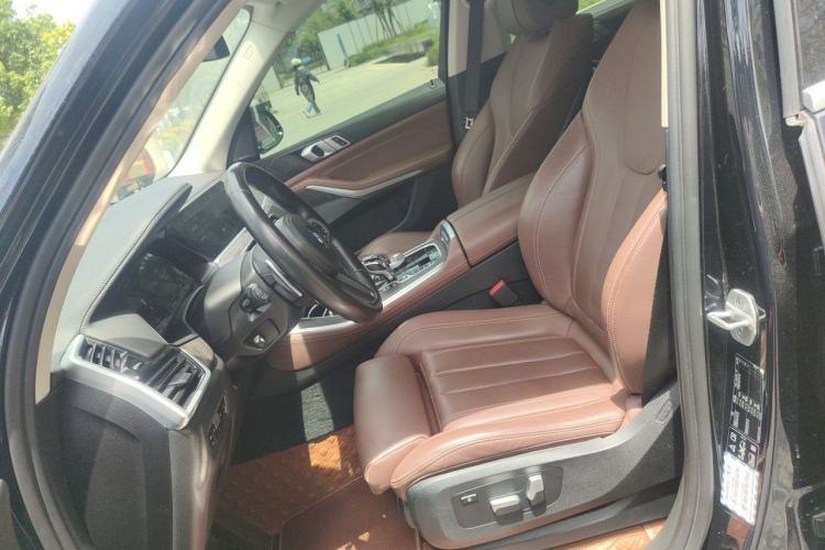 Used BMW X5 2021 Restyled xDrive40i M Sport Package Left Front Seat