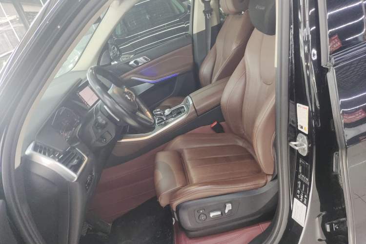 Used BMW X5 2021 Restyled xDrive40i M Sport Package Left Front Seat