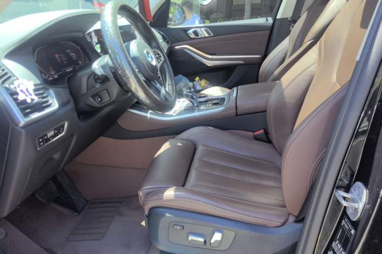 Used BMW X5 2021 Restyled xDrive30i M Sport Package Left Front Seat