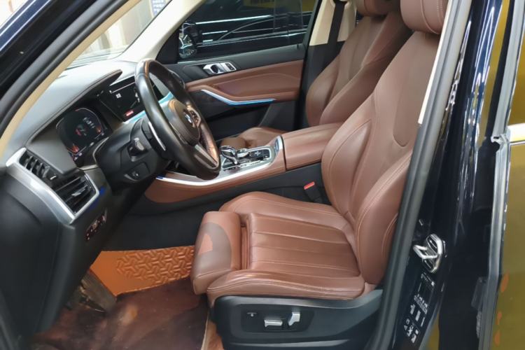 Used BMW X5 2021 Restyled xDrive30i M Sport Package Left Front Seat