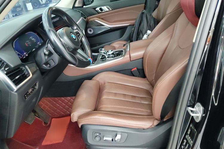 Used BMW X5 2021 xDrive40i M Sport Package Left Front Seat