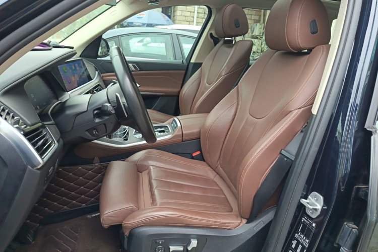 Used BMW X5 2021 xDrive30i M Sport Package Left Front Seat