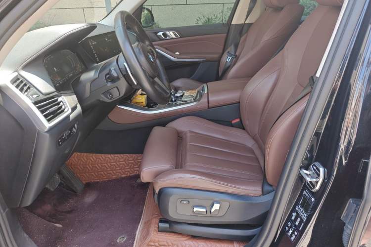 Used BMW X5 2021 Restyled xDrive30i M Sport Package Left Front Seat