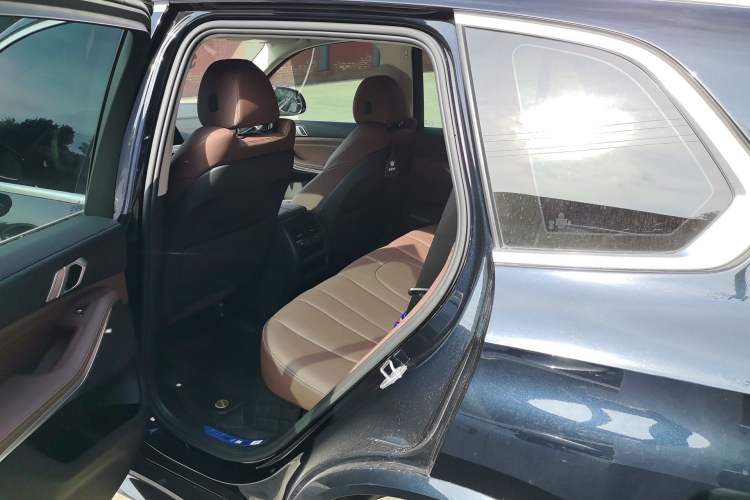 Used BMW X5 2021 Restyled xDrive30i M Sport Package Left Rear Seat
