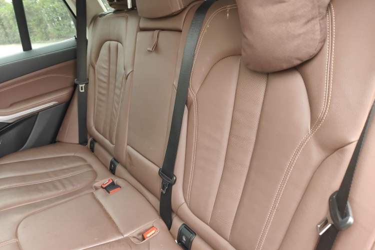 Used BMW X5 2021 xDrive30i M Sport Package Left Rear Seat