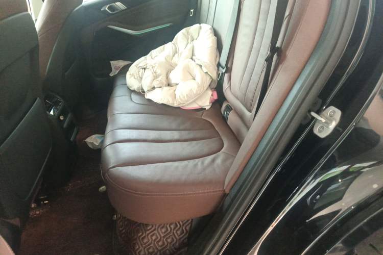 Used BMW X5 2021 xDrive30i M Sport Package Left Rear Seat