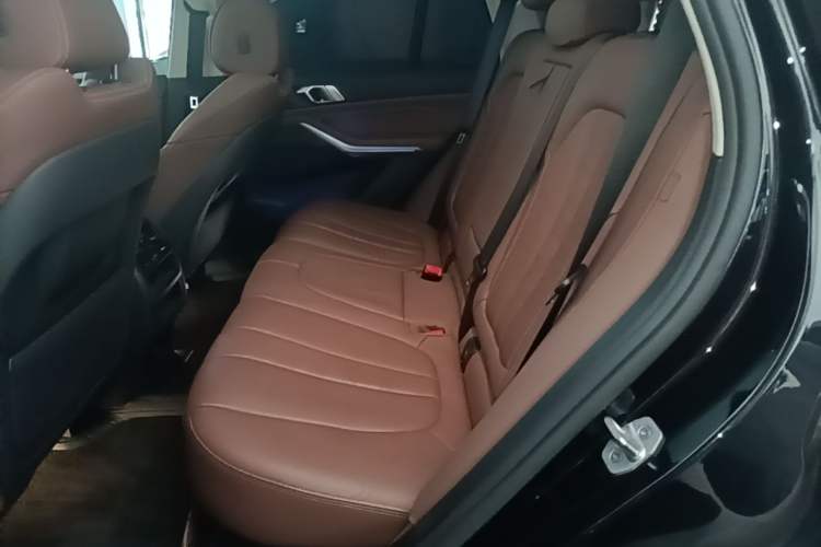 Used BMW X5 2021 xDrive30i X Design Package Left Rear Seat