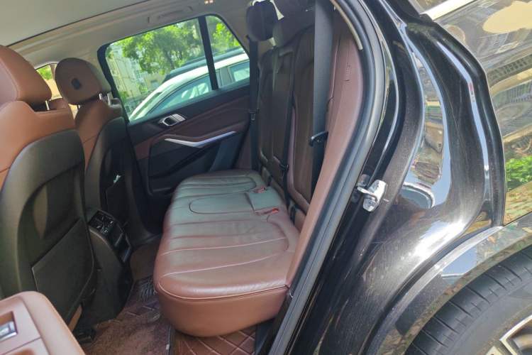Used BMW X5 2021 xDrive30i M Sport Package Left Rear Seat