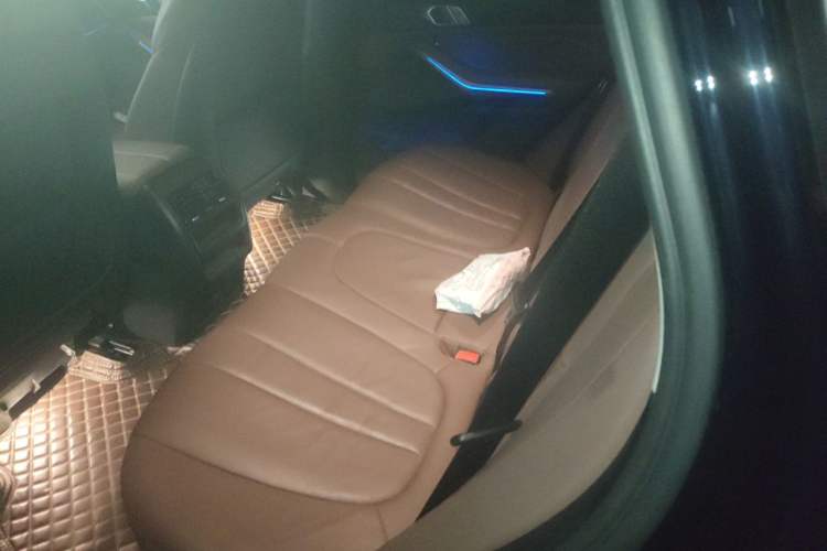 Used BMW X5 2021 Restyled xDrive40i M Sport Package Left Rear Seat