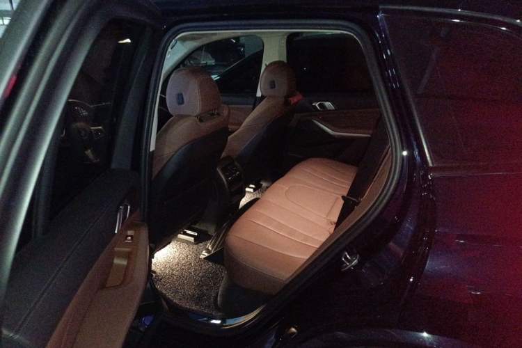 Used BMW X5 2021 Restyled xDrive30i M Sport Package Left Rear Seat