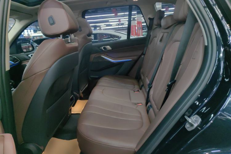 Used BMW X5 2021 Restyled xDrive30i M Sport Package Left Rear Seat