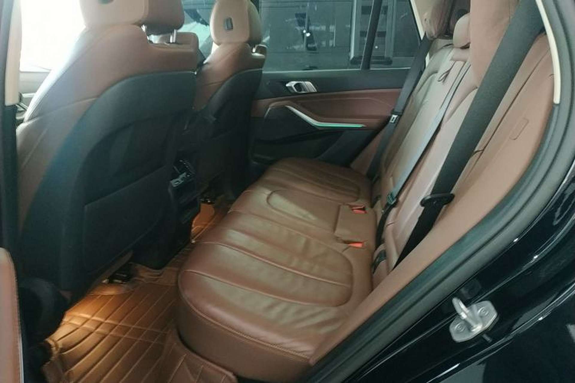 Used BMW X5 2021 xDrive30i M Sport Package Left Rear Seat