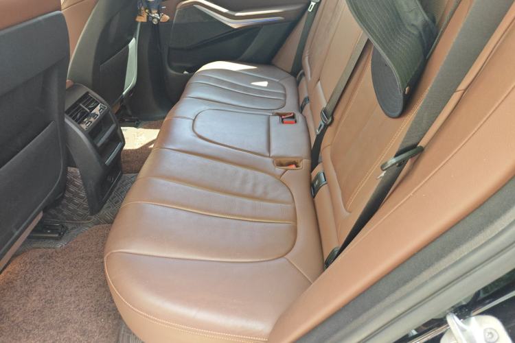 Used BMW X5 2021 xDrive30i M Sport Package Left Rear Seat