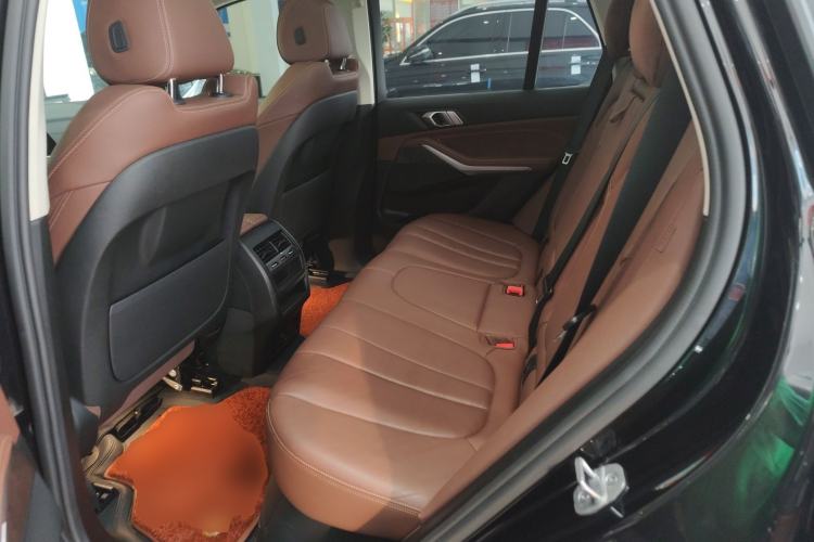 Used BMW X5 2021 Restyled xDrive30i M Sport Package Left Rear Seat