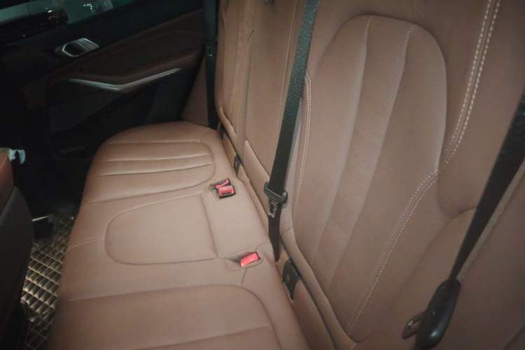 Used BMW X5 2021 Restyled xDrive40i Luxury Version M Sport Package Left Rear Seat