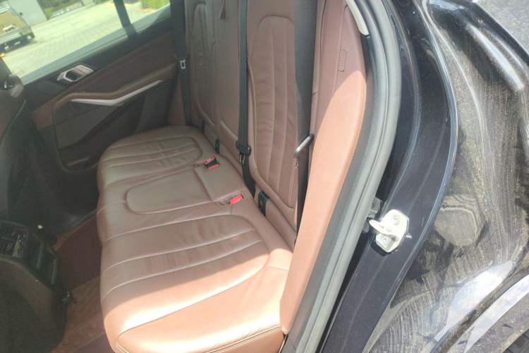 Used BMW X5 2021 Restyled xDrive40i M Sport Package Left Rear Seat