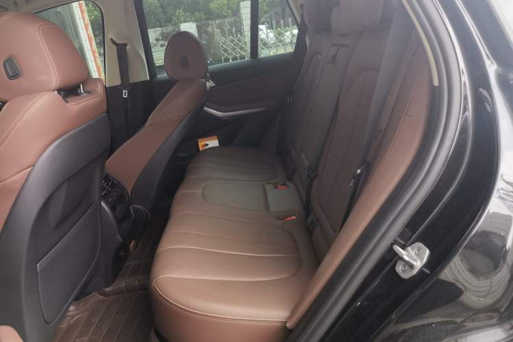 Used BMW X5 2021 xDrive30i M Sport Package Left Rear Seat