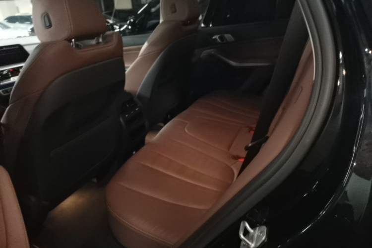 Used BMW X5 2021 xDrive30i X Design Package Left Rear Seat