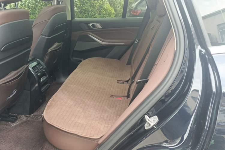 Used BMW X5 2021 Restyled xDrive40i Luxury Version M Sport Package Left Rear Seat