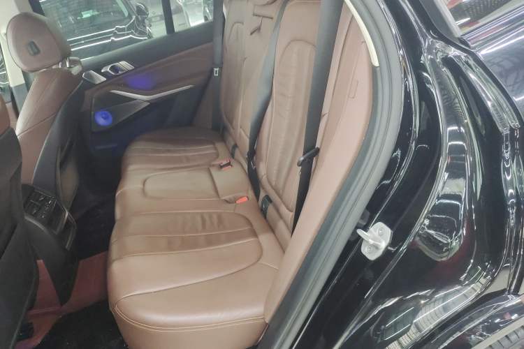 Used BMW X5 2021 Restyled xDrive40i M Sport Package Left Rear Seat