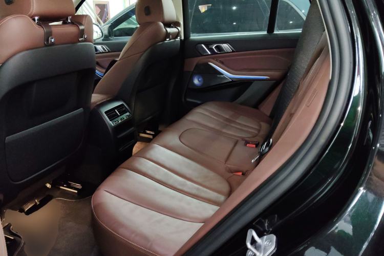 Used BMW X5 2021 Restyled xDrive30i M Sport Package Left Rear Seat