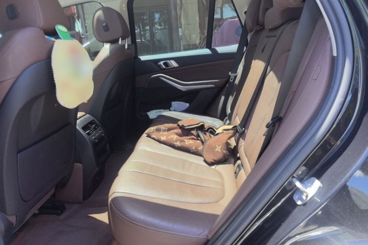 Used BMW X5 2021 Restyled xDrive30i M Sport Package Left Rear Seat