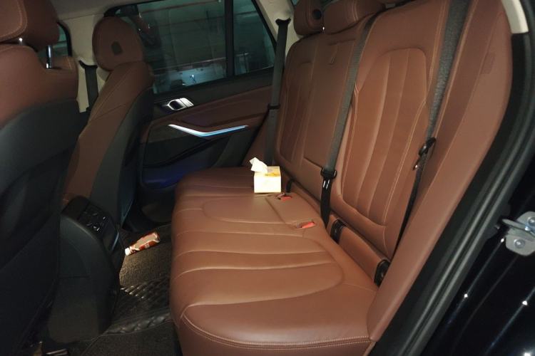 Used BMW X5 2021 xDrive30i M Sport Package Left Rear Seat