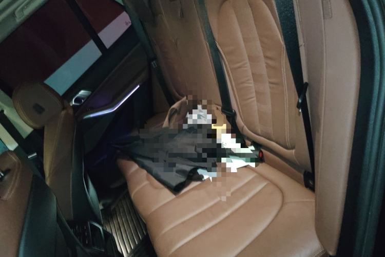 Used BMW X5 2021 xDrive40i M Sport Package Left Rear Seat