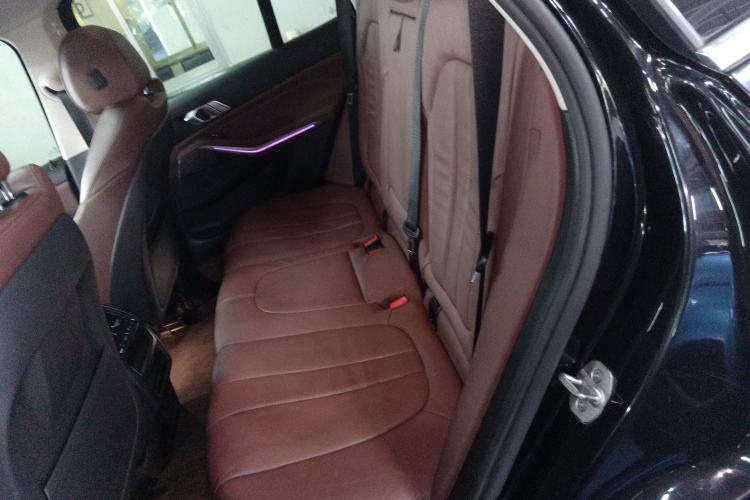 Used BMW X5 2021 xDrive30i M Sport Package Left Rear Seat