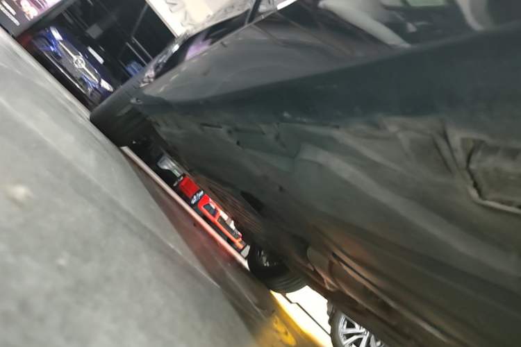Used BMW X5 2021 xDrive30i M Sport Package Left Side Sill