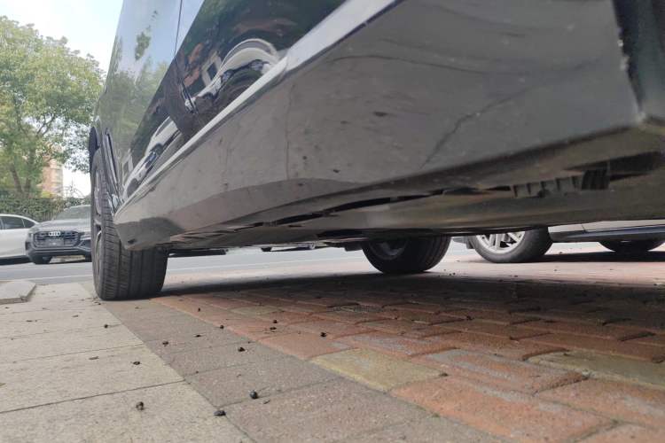 Used BMW X5 2021 Restyled xDrive30i M Sport Package Left Side Sill