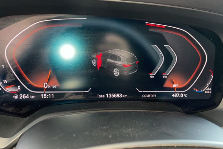 Used BMW X5 2021 xDrive30i X Design Package Odometer Close Up