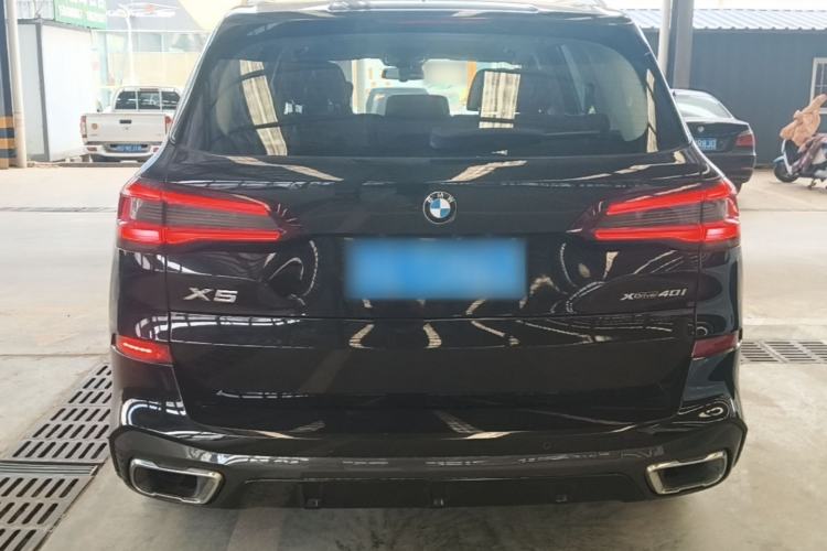 Used BMW X5 2021 xDrive40i Luxury Model with M Sport Package Rear