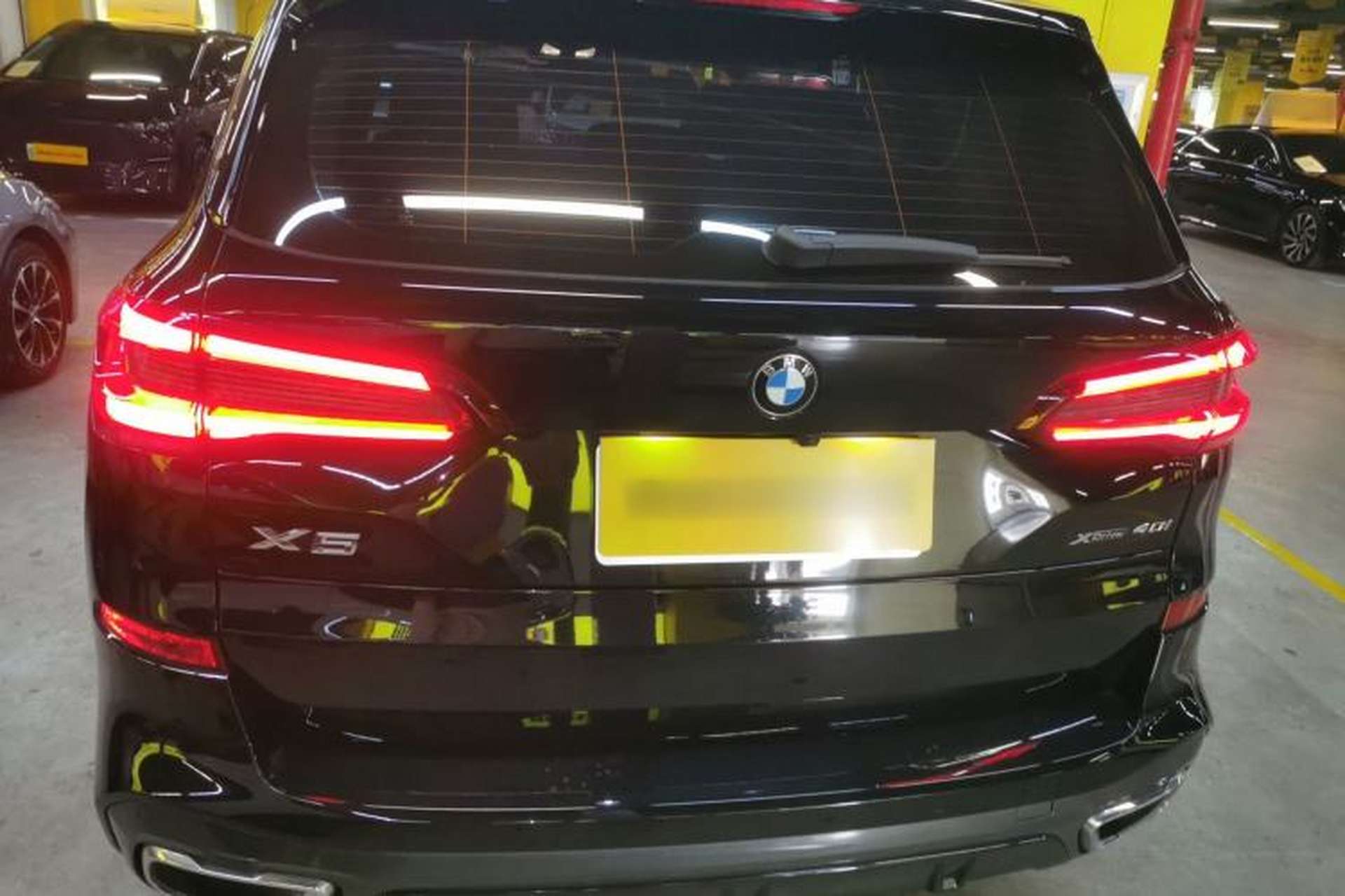 Used BMW X5 2021 xDrive40i Luxury Model with M Sport Package Rear