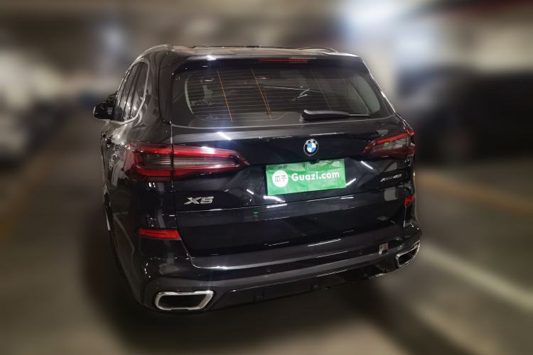 Used BMW X5 2021 xDrive40i Luxury Model with M Sport Package Rear