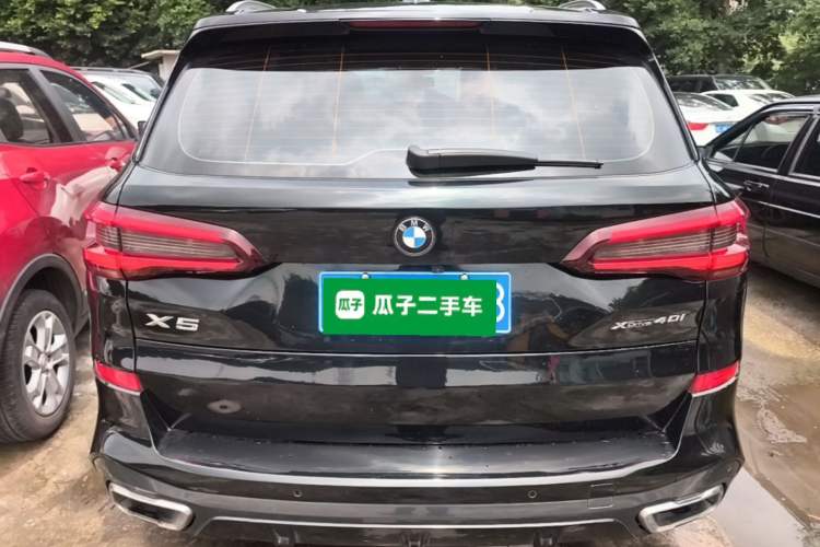 Used BMW X5 2021 xDrive40i Luxury Model with M Sport Package Rear