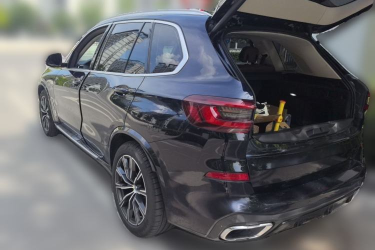 Used BMW X5 2021 xDrive40i M Sport Package Rear Left 45 Deg