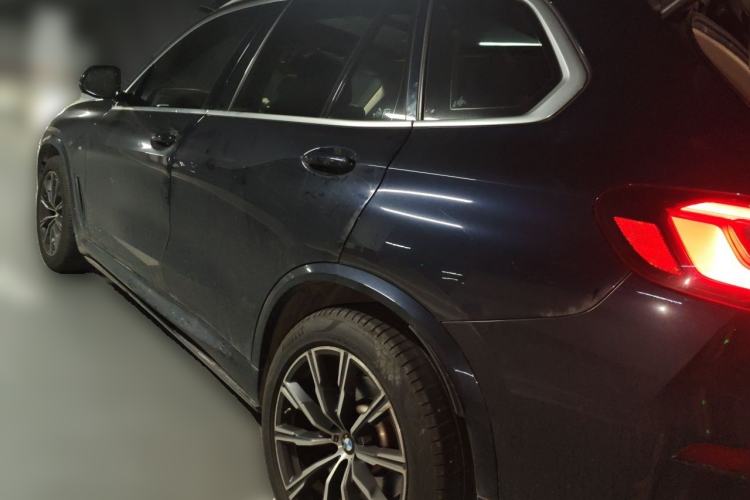 Used BMW X5 2021 xDrive40i M Sport Package Rear Left 45 Deg
