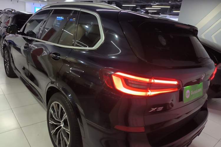 Used BMW X5 2021 xDrive30i M Sport Package Rear Left 45 Deg