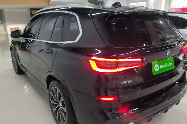 Used BMW X5 2021 xDrive40i M Sport Package Rear Left 45 Deg