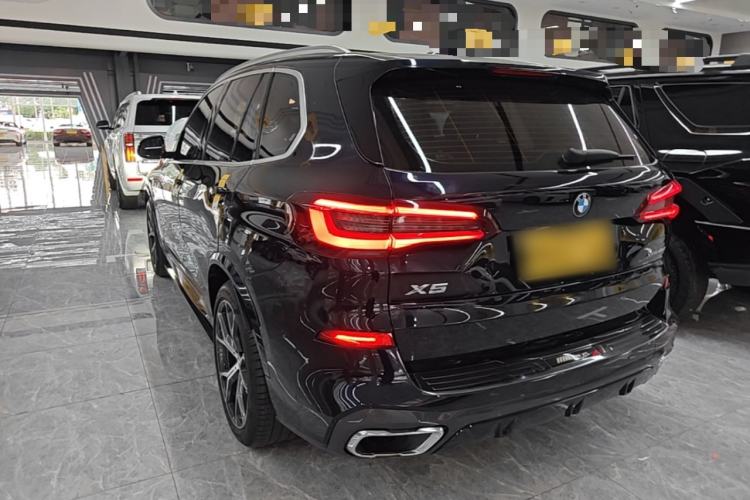 Used BMW X5 2021 Restyled xDrive40i Luxury Version M Sport Package Rear Left 45 Deg