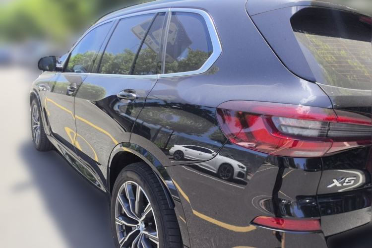 Used BMW X5 2021 Restyled xDrive30i M Sport Package Rear Left 45 Deg