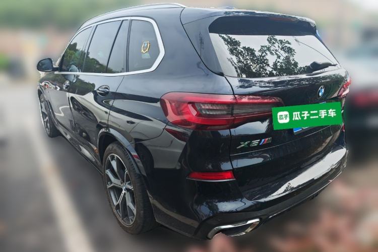 Used BMW X5 2021 xDrive40i Luxury Model with M Sport Package Rear Left 45 Deg