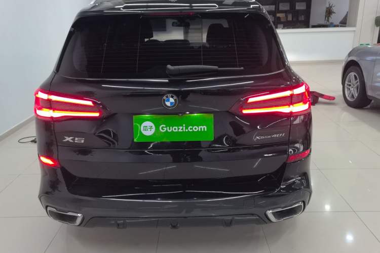 Used BMW X5 2021 xDrive40i M Sport Package Rear