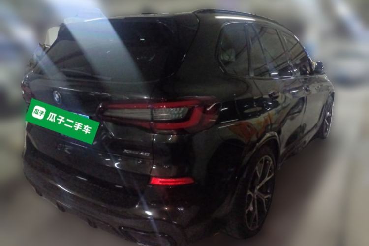 Used BMW X5 2021 xDrive40i Luxury Model with M Sport Package Rear Right 45 Deg