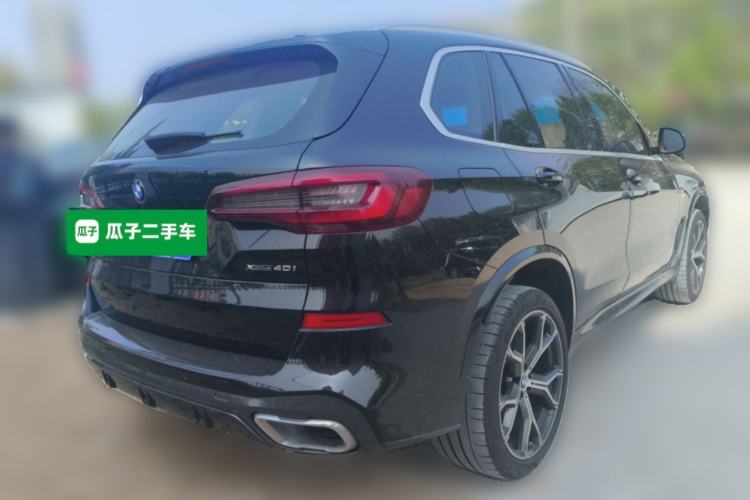 Used BMW X5 2021 xDrive40i Luxury Model with M Sport Package Rear Right 45 Deg