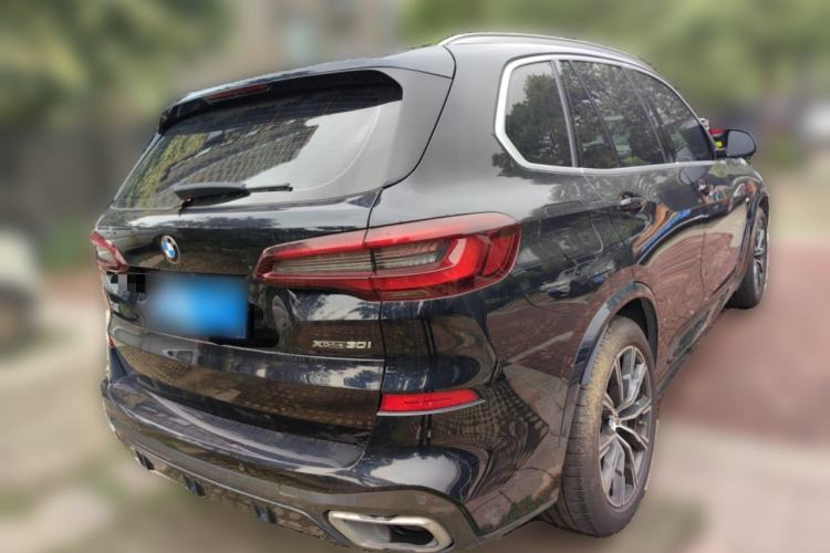 Used BMW X5 2021 xDrive30i M Sport Package Rear Right 45 Deg