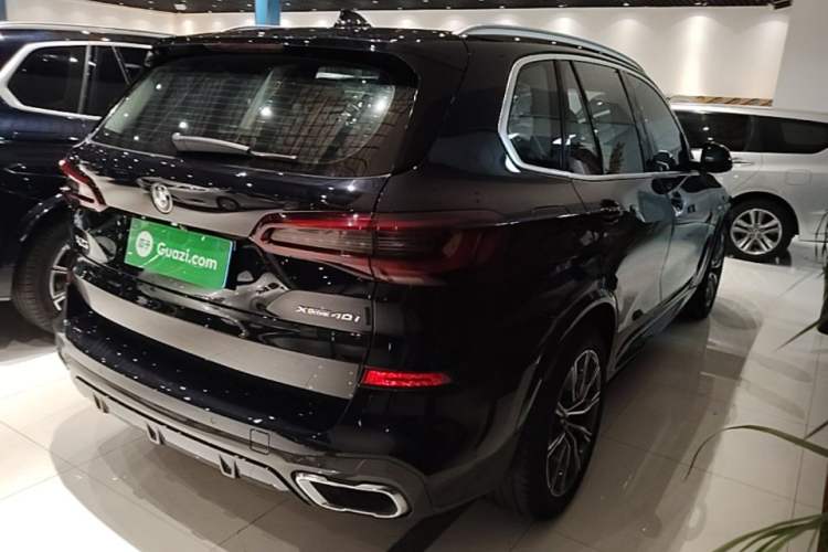 Used BMW X5 2021 xDrive40i M Sport Package Rear Right 45 Deg