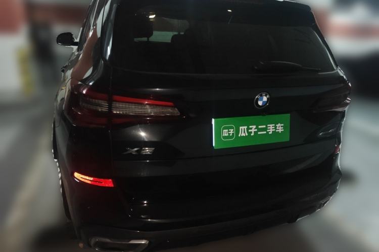 Used BMW X5 2021 xDrive40i Luxury Model with M Sport Package Rear