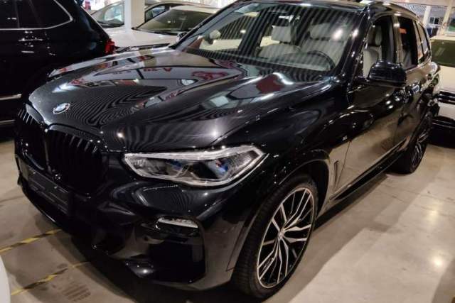 Used BMW X5 2021 xDrive40i Luxury Model with M Sport Package